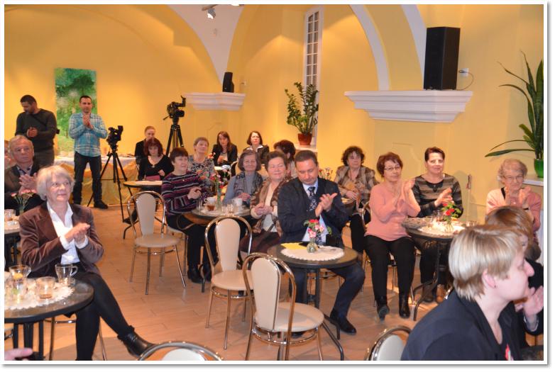 Wiecz�r Pami�ci Ofiar Holokaustu